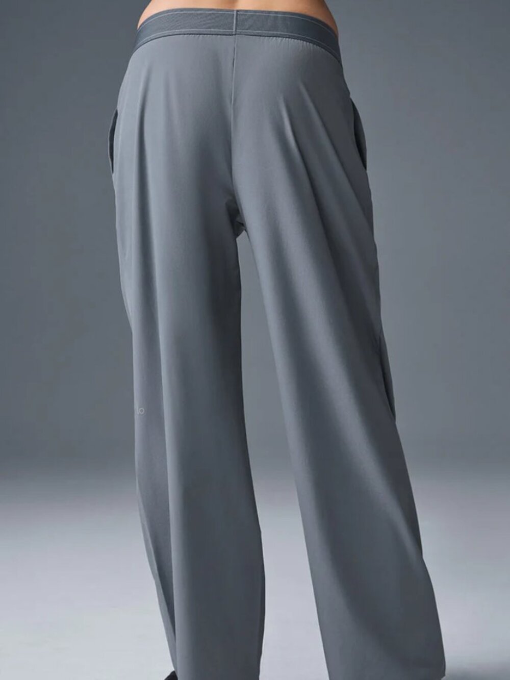 NWT ALO Yoga Suit Up Trouser Steel Grey (Regular)😍 - Picture 7 of 8